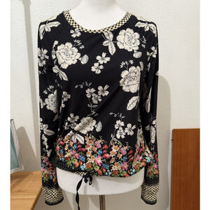 Johnny Was Active Multicolor Nero Sequence Top Long Sleeve Drawstring Hem XS